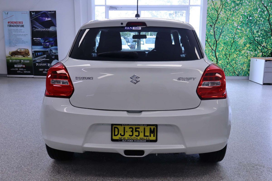 2023 Suzuki Swift AZ Series II GL Hatch Image 6