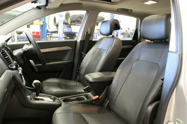 2016 Holden Captiva CG LTZ SUV Image 16
