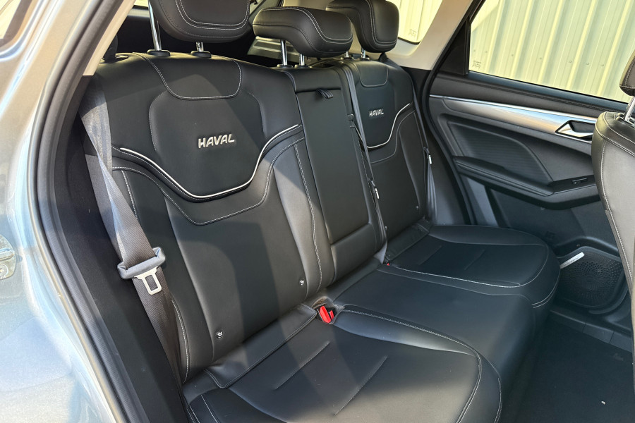 2021 Haval Jolion A01 Lux SUV Image 14