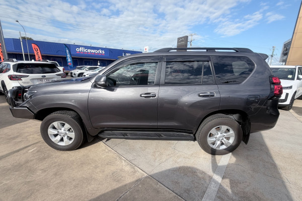 2019 Toyota LandCruiser Prado GDJ150R GXL SUV Image 6