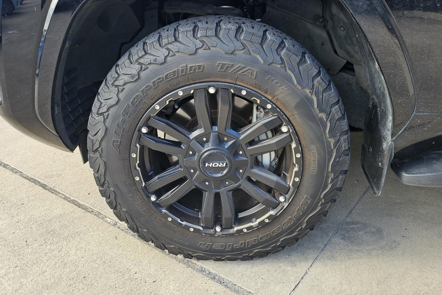 2022 Toyota LandCruiser FJA300R Sahara SUV Image 35