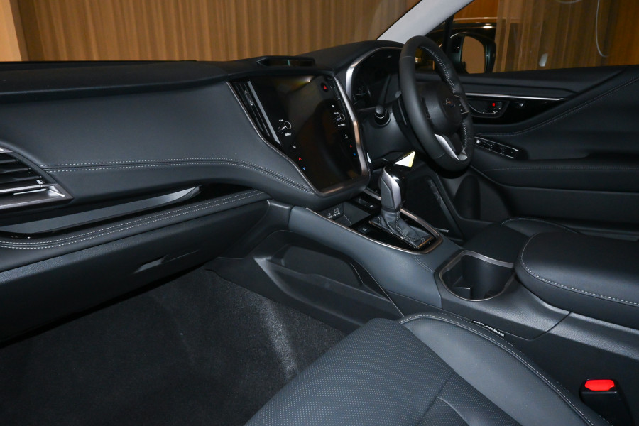 2025 MY24 Subaru Outback 6GEN AWD Touring XT SUV Image 8
