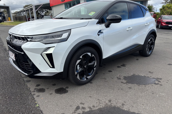 2025 Mitsubishi ASX XE Exceed SUV Image 3