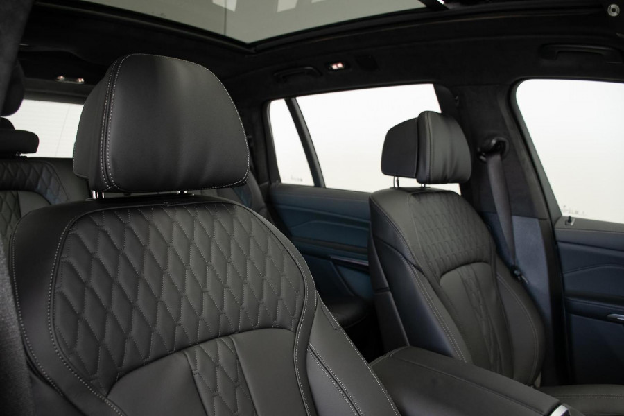 2025 BMW X7 G07 LCI xDrive40d M Sport SUV