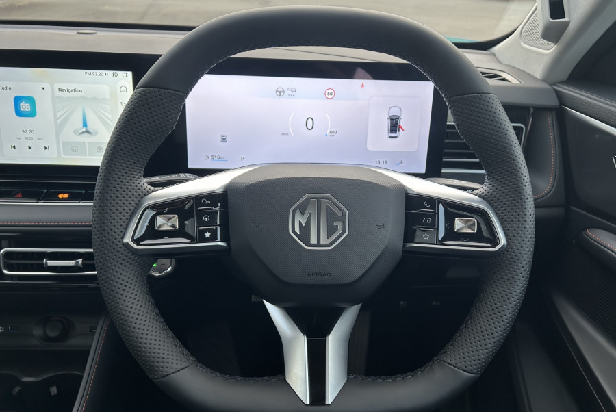2025 MG HS Essence SUV Image 14