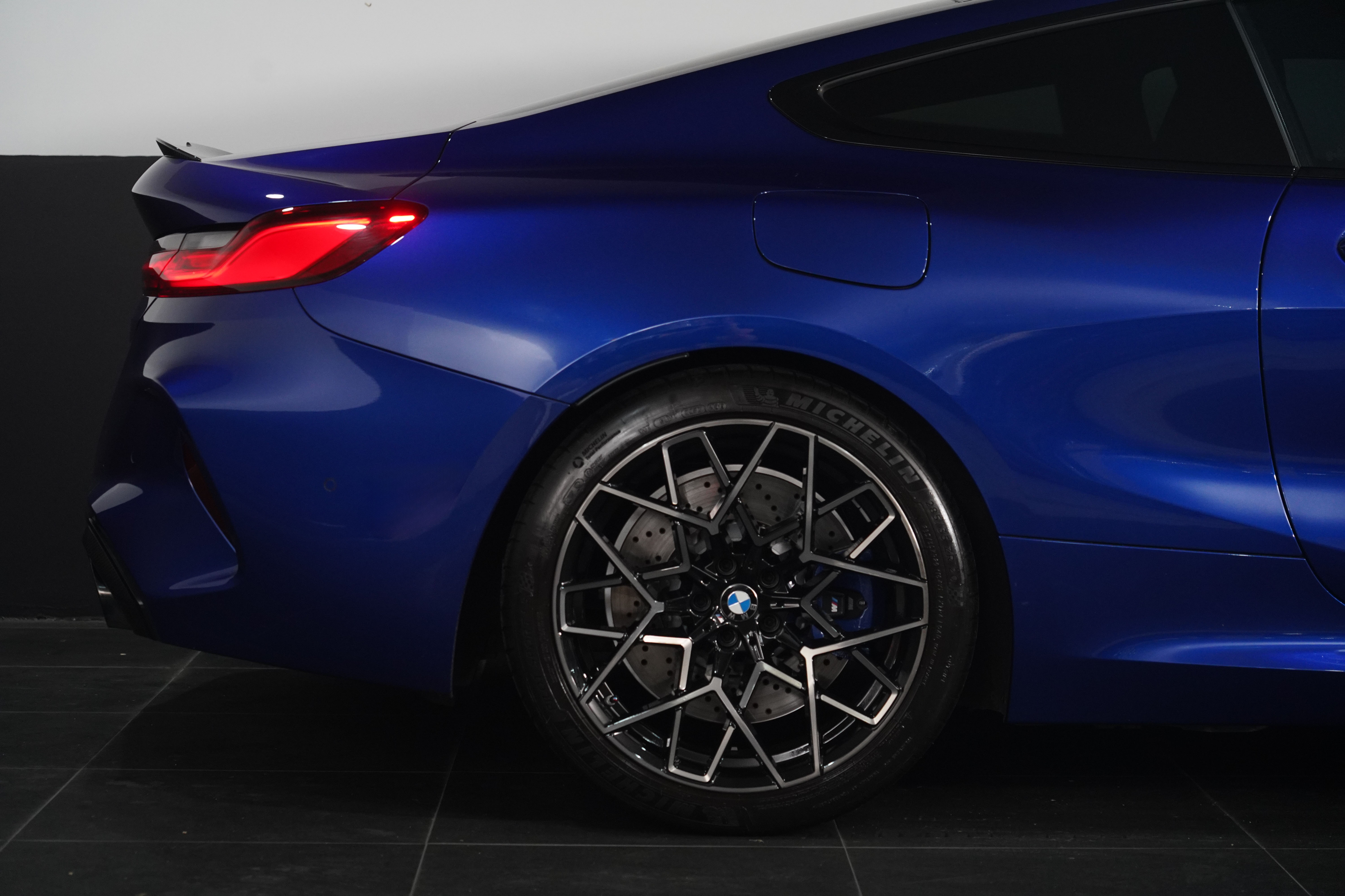 2020 BMW M8 Competition Coupe Image 21