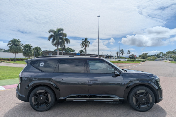 2023 MY24 Kia EV9 MV GT-Line SUV Image 5
