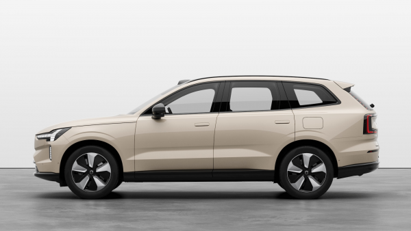2025 Volvo EX90 No Series Plus Twin Motor SUV image 2