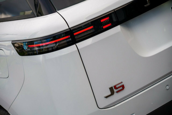 2026 Jaecoo J5 No Series Summit SUV Image 7
