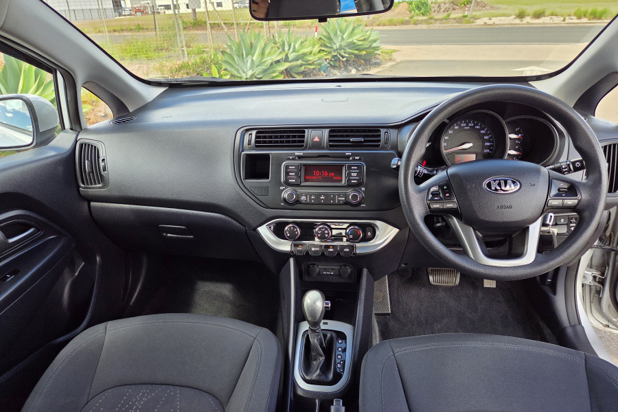 2013 Kia Rio UB SLS Hatch Image 11