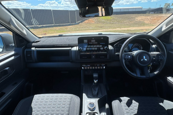 2024 Mitsubishi Triton MV GLX+ Ute Image 11