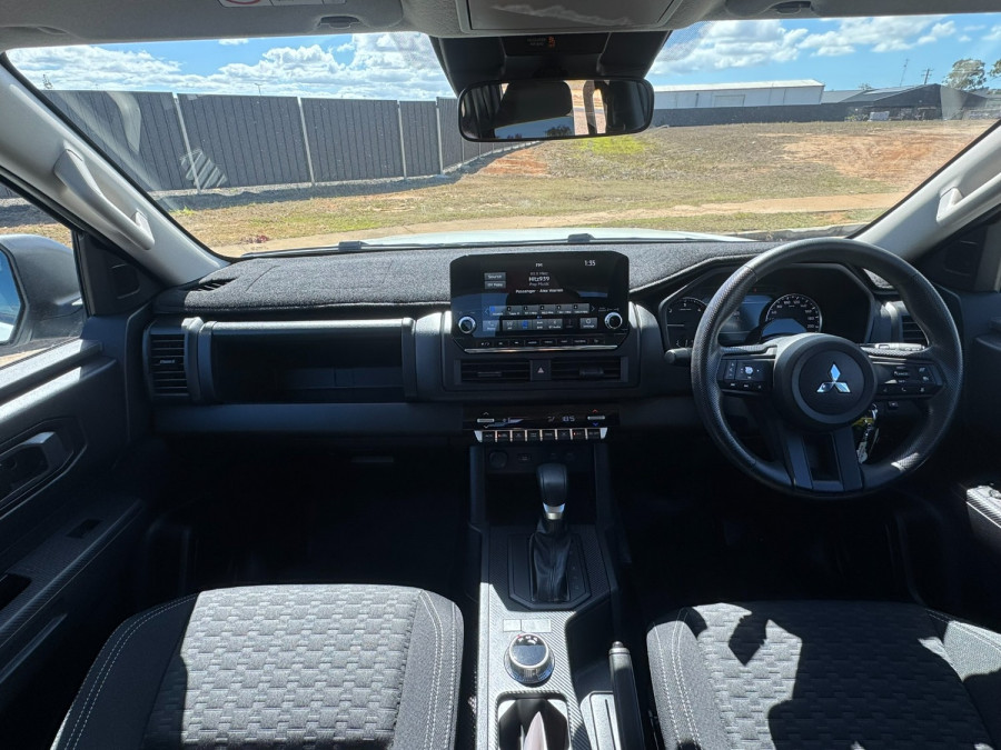 2024 Mitsubishi Triton MV GLX+ Ute Image 11