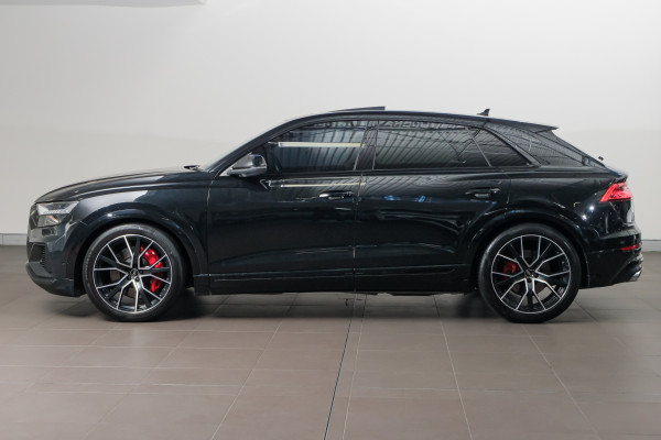 2022 Audi SQ8 F1 TFSI SUV image 3