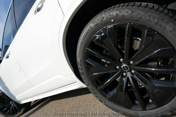 2026 Volvo XC90 L Series Black Edition SUV Image 4
