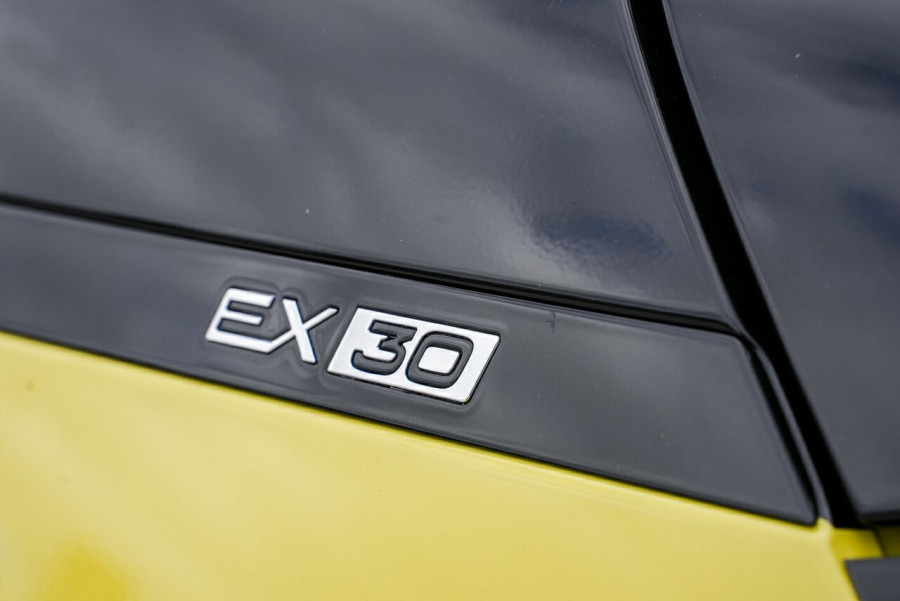 2024 MY25 Volvo EX30  Single Motor Extended Range Plus SUV Image 13