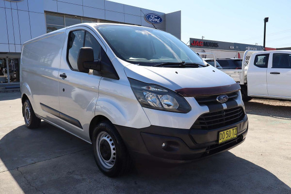 2016 Ford Transit Custom VN 330L Van Image 8