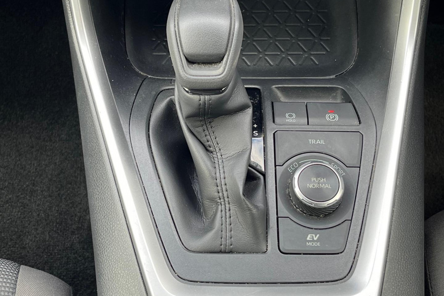 2021 Toyota RAV4 AXAH54R GX SUV Image 21