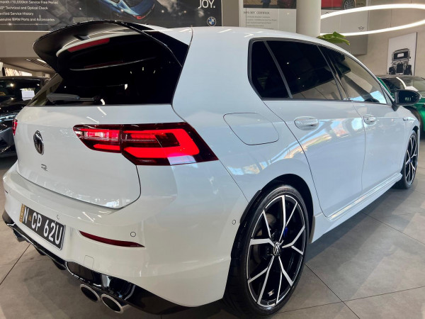 2024 Volkswagen Golf 8 R Hatch image 4