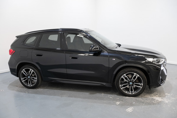 2023 BMW X1 xDrive20i M Sport SUV Image 7