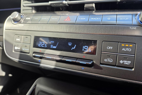 2026 MY27 Hyundai KONA SX2.V3 Electric Premium SUV Image 15