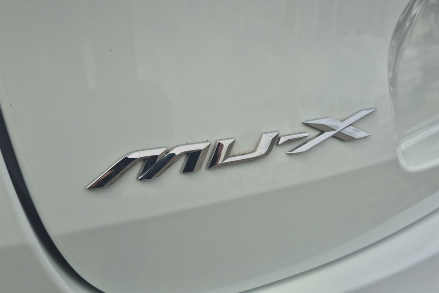 2023 Isuzu MU-X RJ LS-T SUV Image 15