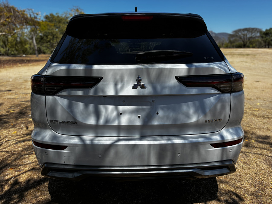 2025 Mitsubishi Outlander ZM Exceed Tourer SUV Image 5