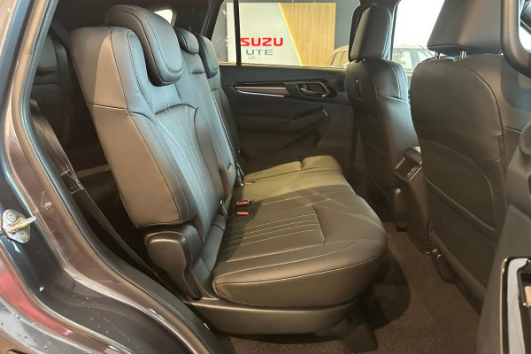 2025 MY25.5 Isuzu MU-X RJ LS-T SUV Image 21