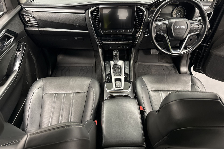 2021 Isuzu MU-X RJ LS-T SUV Image 17