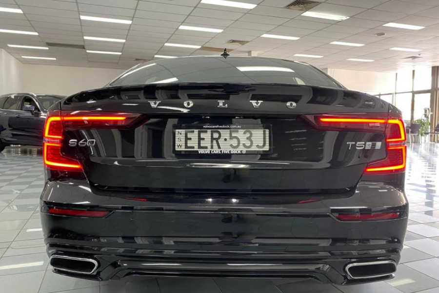 2020 Volvo S60 Z Series T5 R-Design Sedan Image 8