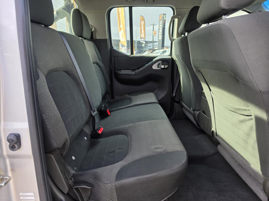 2010 Nissan Navara D40 ST-X Ute Image 15