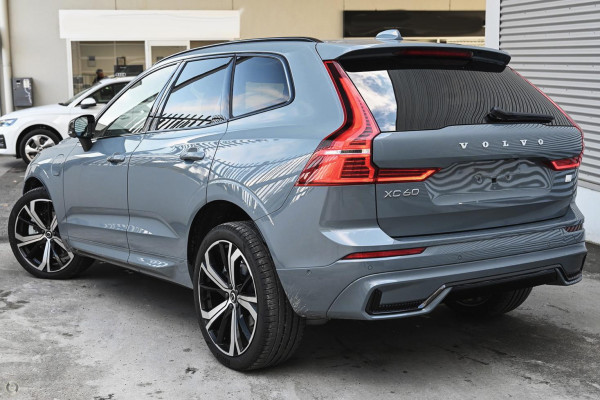 2023 MY24 Volvo XC60  Recharge Ultimate T8 Plug-In Hybrid SUV Image 4