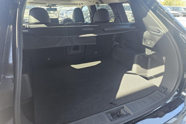 2025 Mitsubishi Outlander ZM Exceed SUV Image 8