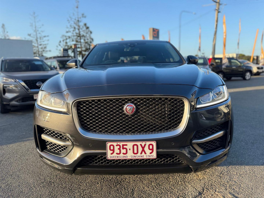 2016 MY17 Jaguar F-PACE X761 20d R-Sport SUV Image 3