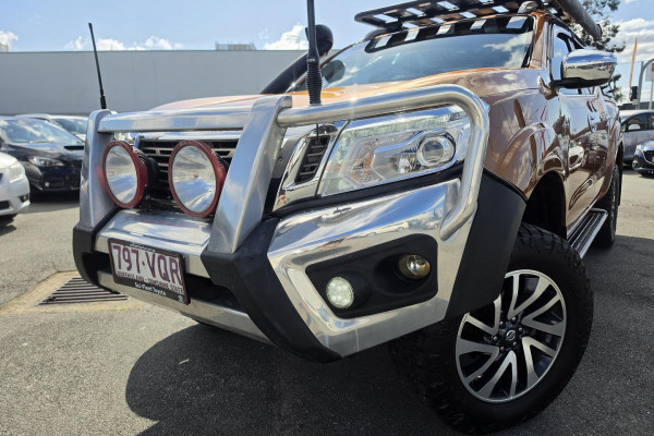 2015 Nissan Navara D23 ST-X Dual Cab Pickup Image 2