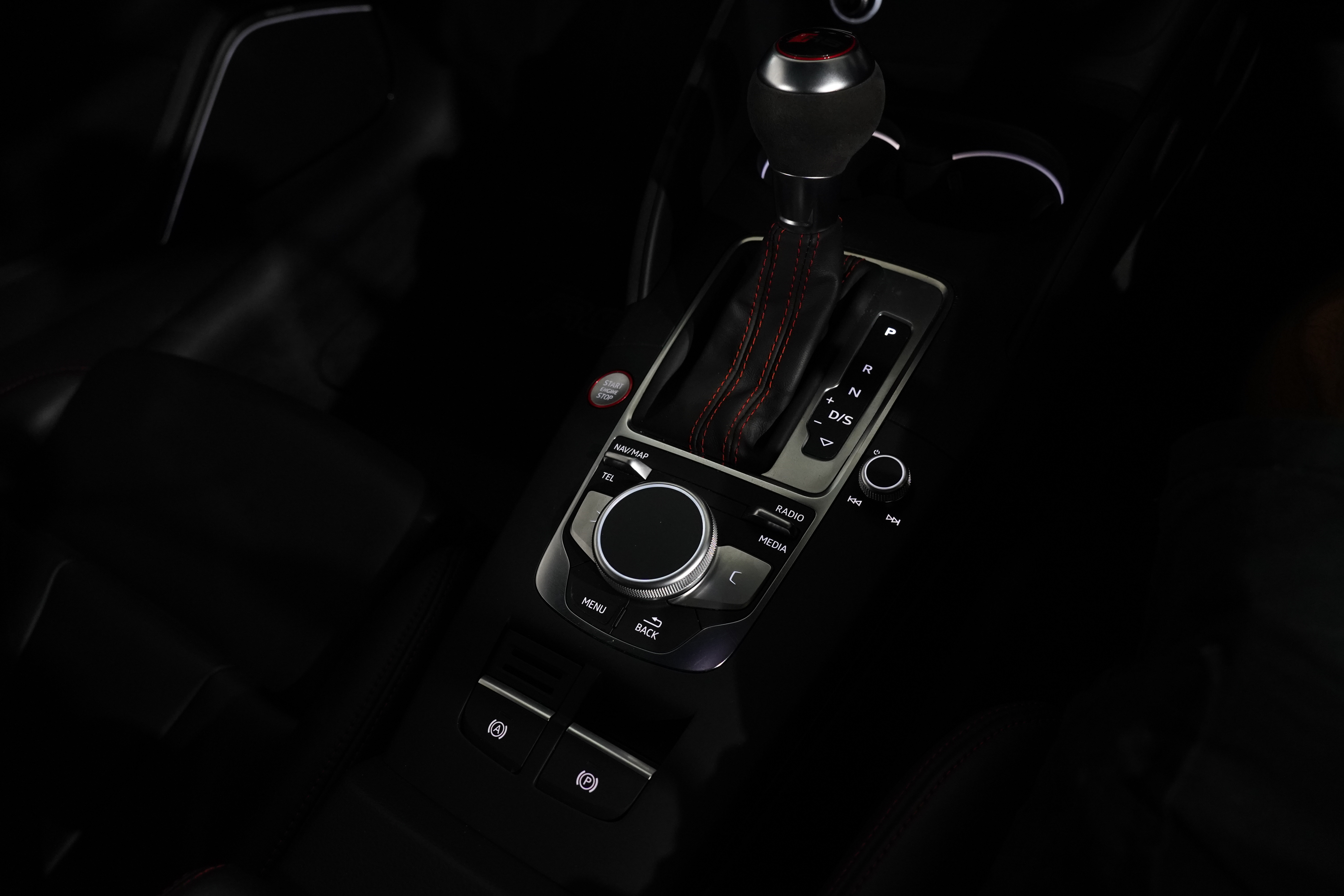2020 Audi Rs 3 Audi Rs 3 2.5 Tfsi Quattro Carbon Editn 7 Sp Auto S-Tronic 3 2.5 Tfsi Quattro Carbon Editn Sedan Image 15