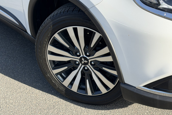 2019 MY20 Mitsubishi Outlander ZL Exceed SUV Image 2