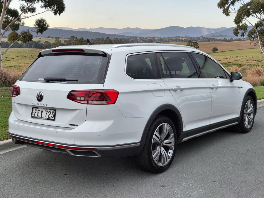 2023 Volkswagen Passat B8 Alltrack 162TSI Wagon Image 7