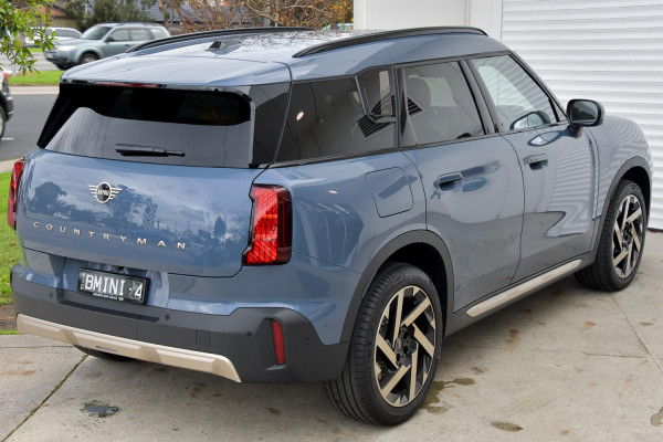 2026 MY25 MINI Countryman U25 C Favoured SUV image 26