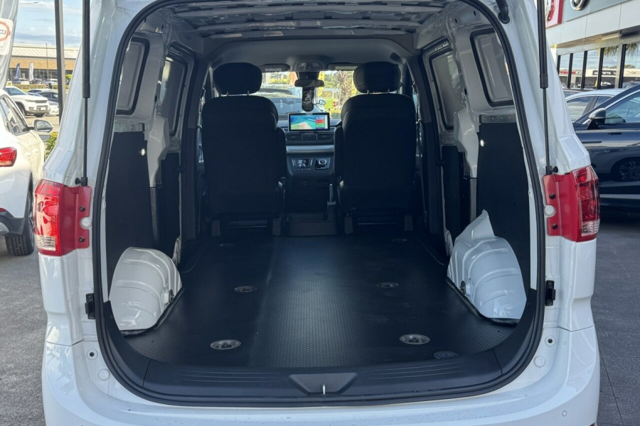 2025 MYon LDV G10 SV7C + Van Image 12
