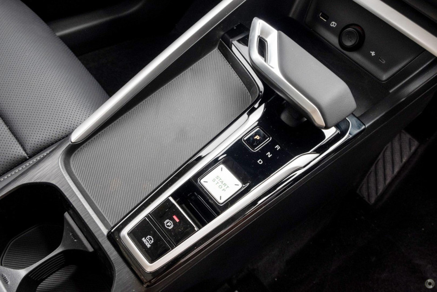 2025 MG ZS ZS32 Essence Hybrid+ SUV Image 14