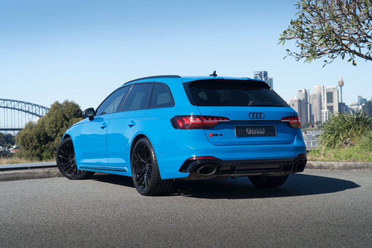 2021 Audi RS4  Quattro SUV Image 2