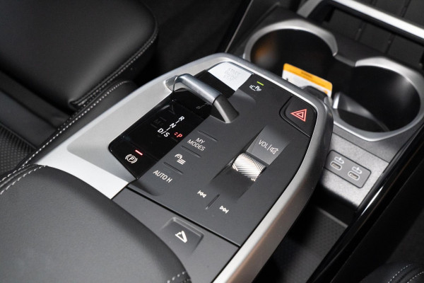 2025 BMW X1 U11 xDrive20i M Sport SUV image 18