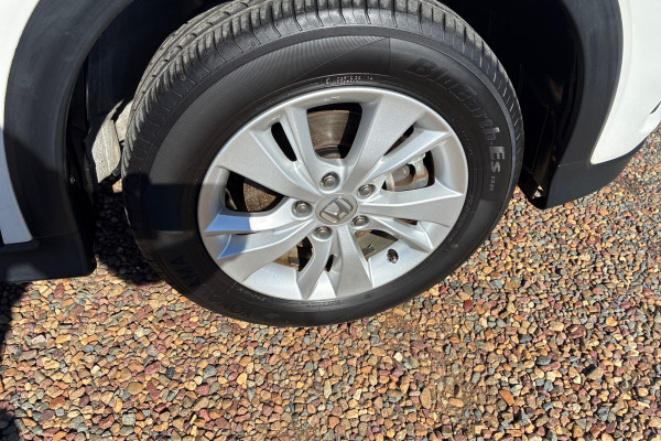 2020 MY21 Honda HR-V  VTi SUV Image 9