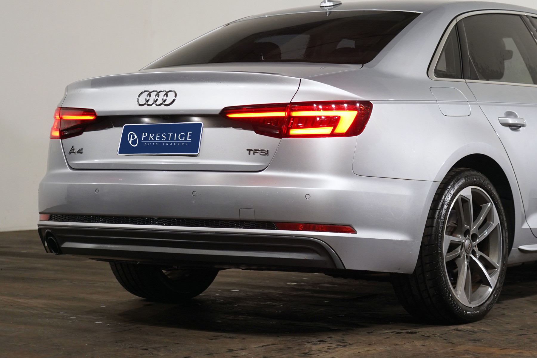 2018 Audi A4 1.4 Tfsi S Tronic S Line Sedan Image 8