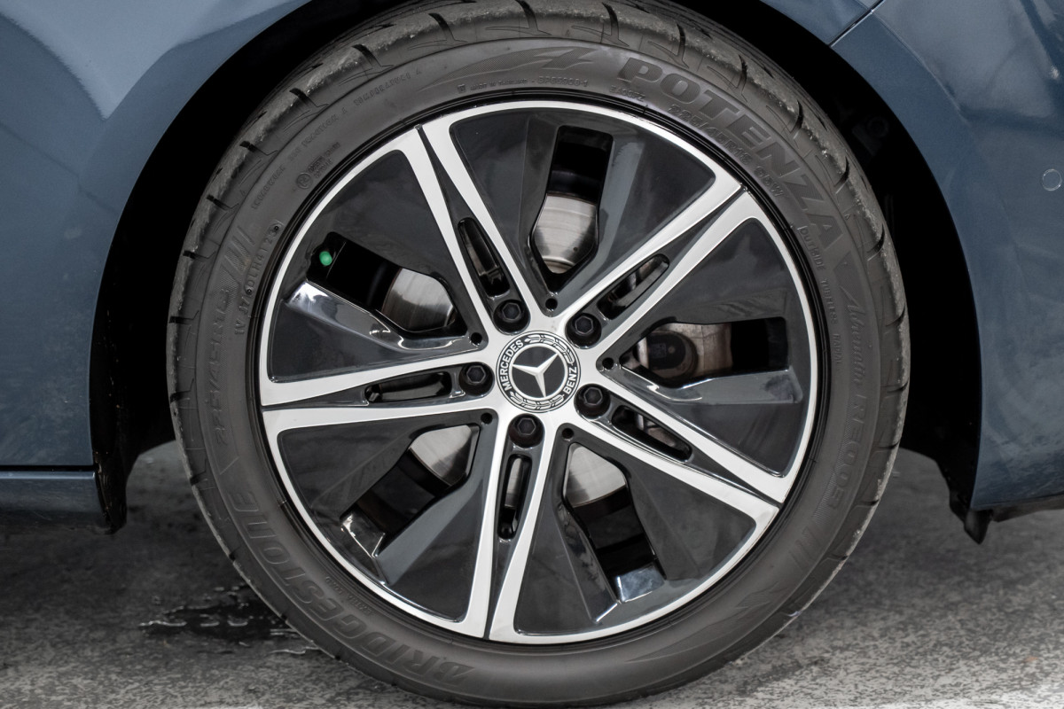 2019 Mercedes-Benz B180 Hatch Image 6
