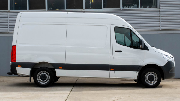 2024 Mercedes-Benz Sprinter VS30 Van image 8