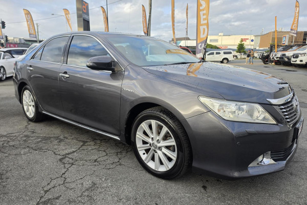 2014 Toyota Aurion GSV50R Presara Sedan Image 5