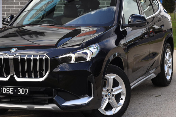 2025 BMW X1 U11 sDrive18i SUV image 3