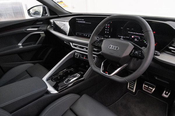 2025 Audi Q5 GU TDI 150kW Sport SUV image 7