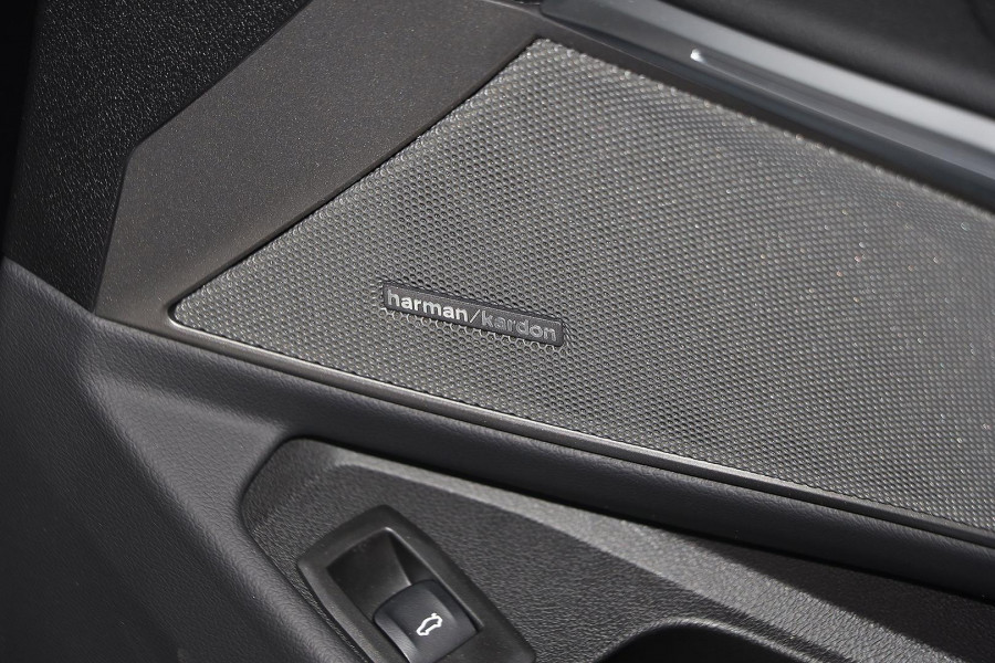 2025 BMW 3 Series G20 LCI II 330i M Sport Sedan